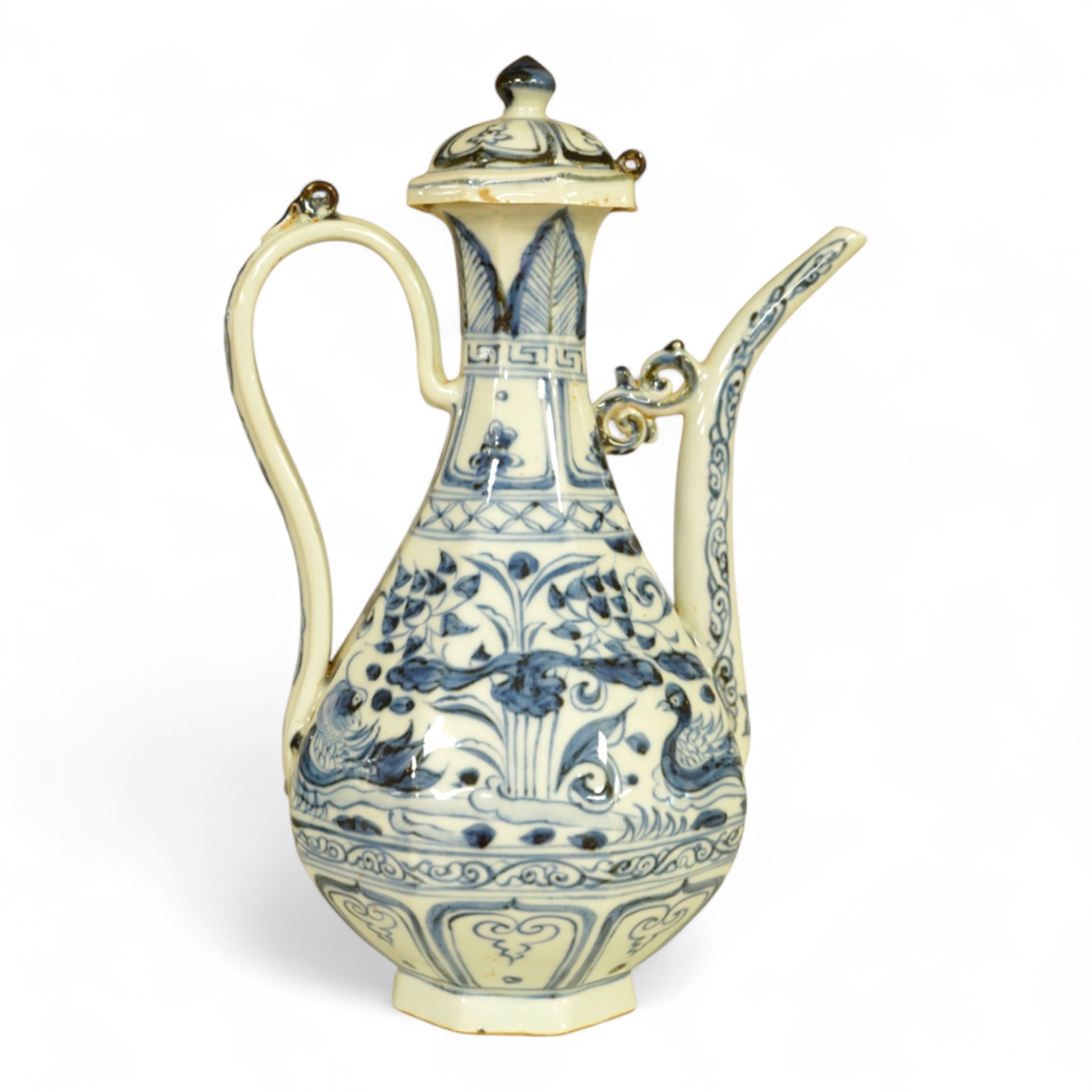 A Chinese blue and white Ewer or water pot, 26cm high